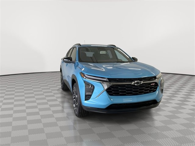 New 2025 Chevrolet Trax RS w/ Sunroof Package image 3