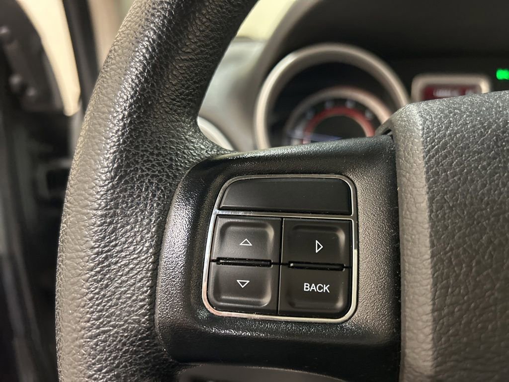 Used 2020 Dodge Journey SE w/ Blacktop Package FWD image 23