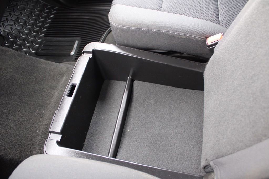 Used 2018 Chevrolet Silverado 1500 LT w/ All Star Edition image 39