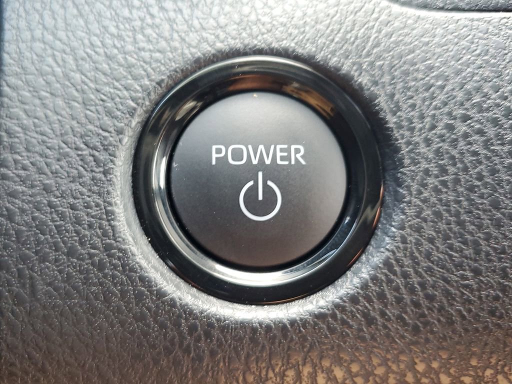 Used 2026 Toyota Camry SE w/ Convenience Package FWD image 22