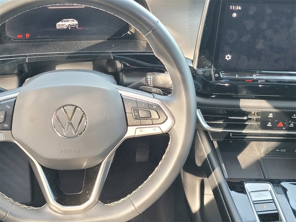 Used 2024 Volkswagen Atlas Cross Sport SE image 13