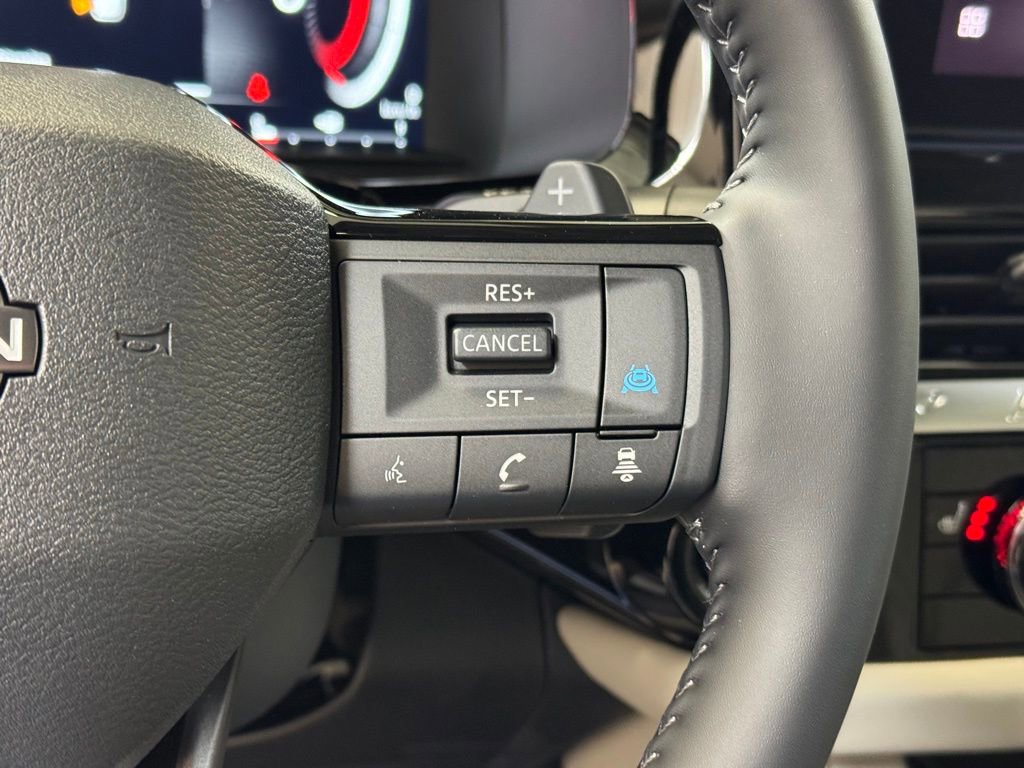 New 2026 Nissan Pathfinder SL image 33