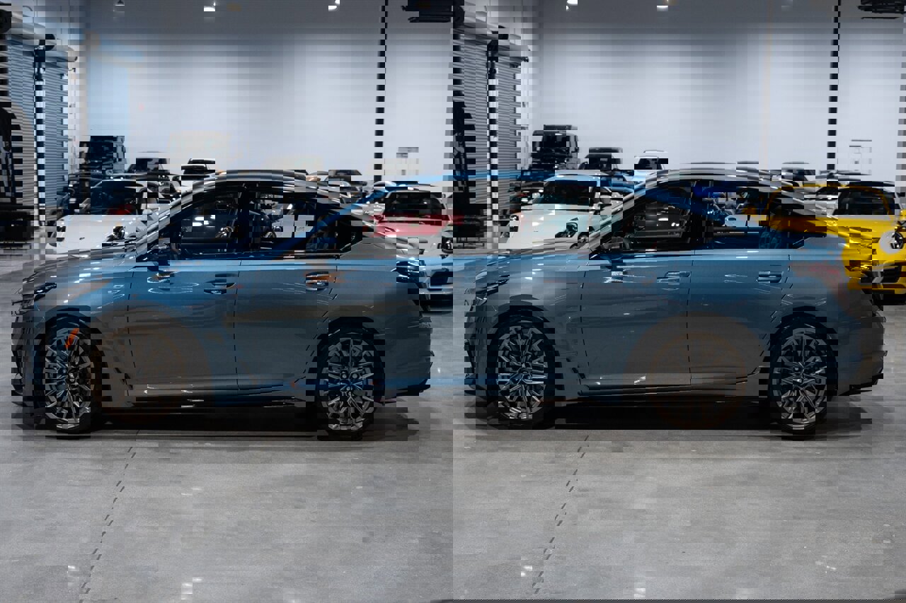 Used 2023 Cadillac CT5 V Blackwing image 3