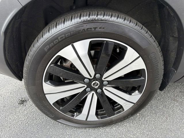 Used 2023 Volvo XC40 Recharge Plus image 36