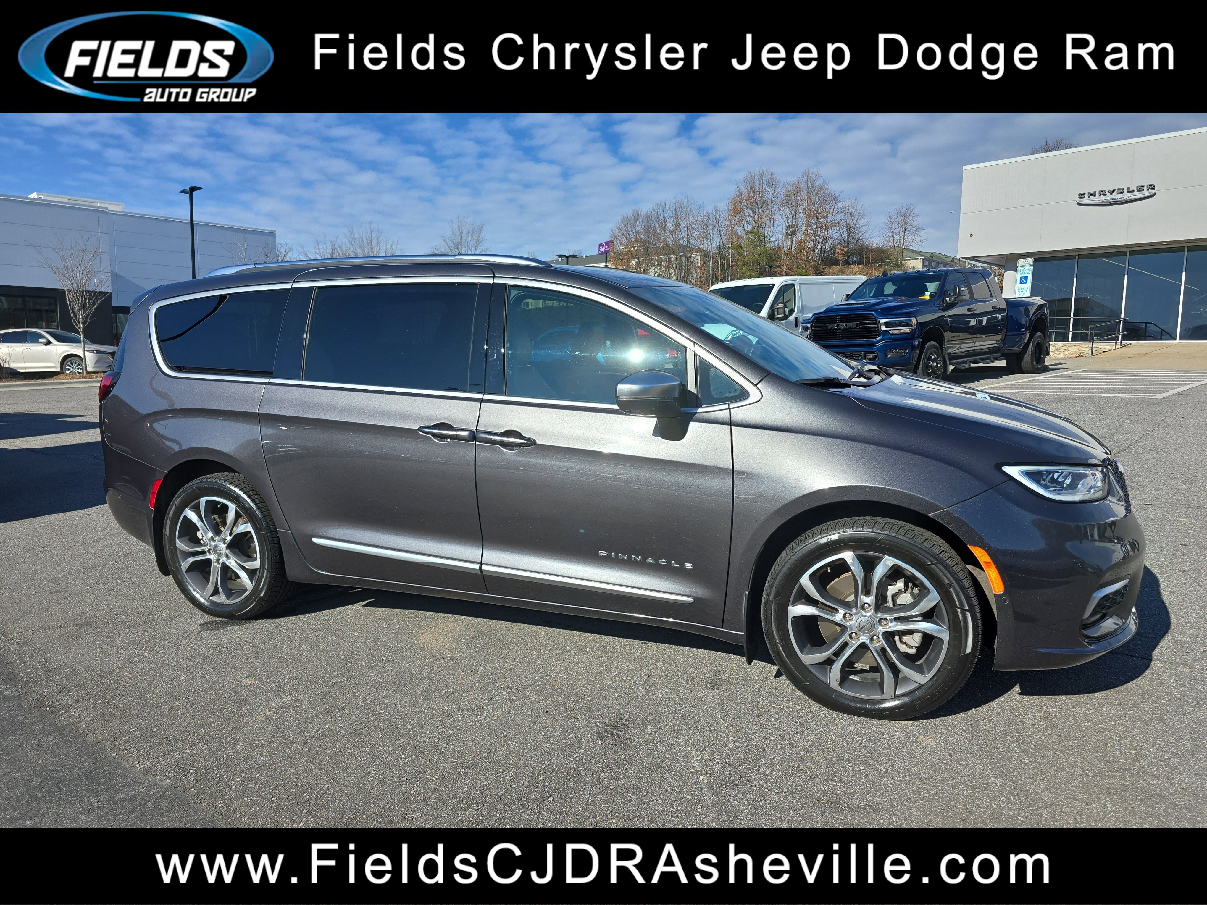 Used 2021 Chrysler Pacifica Pinnacle