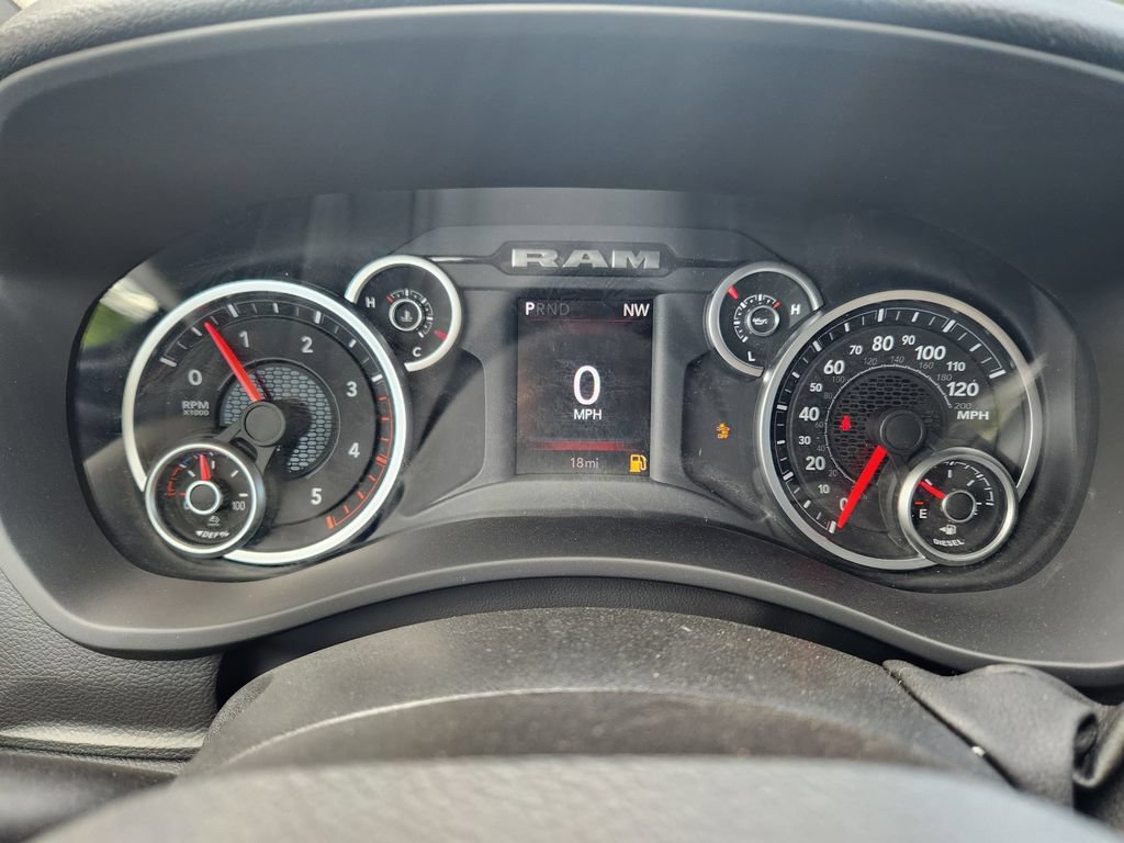 New 2026 RAM 2500 Big Horn AWD/4WD image 15