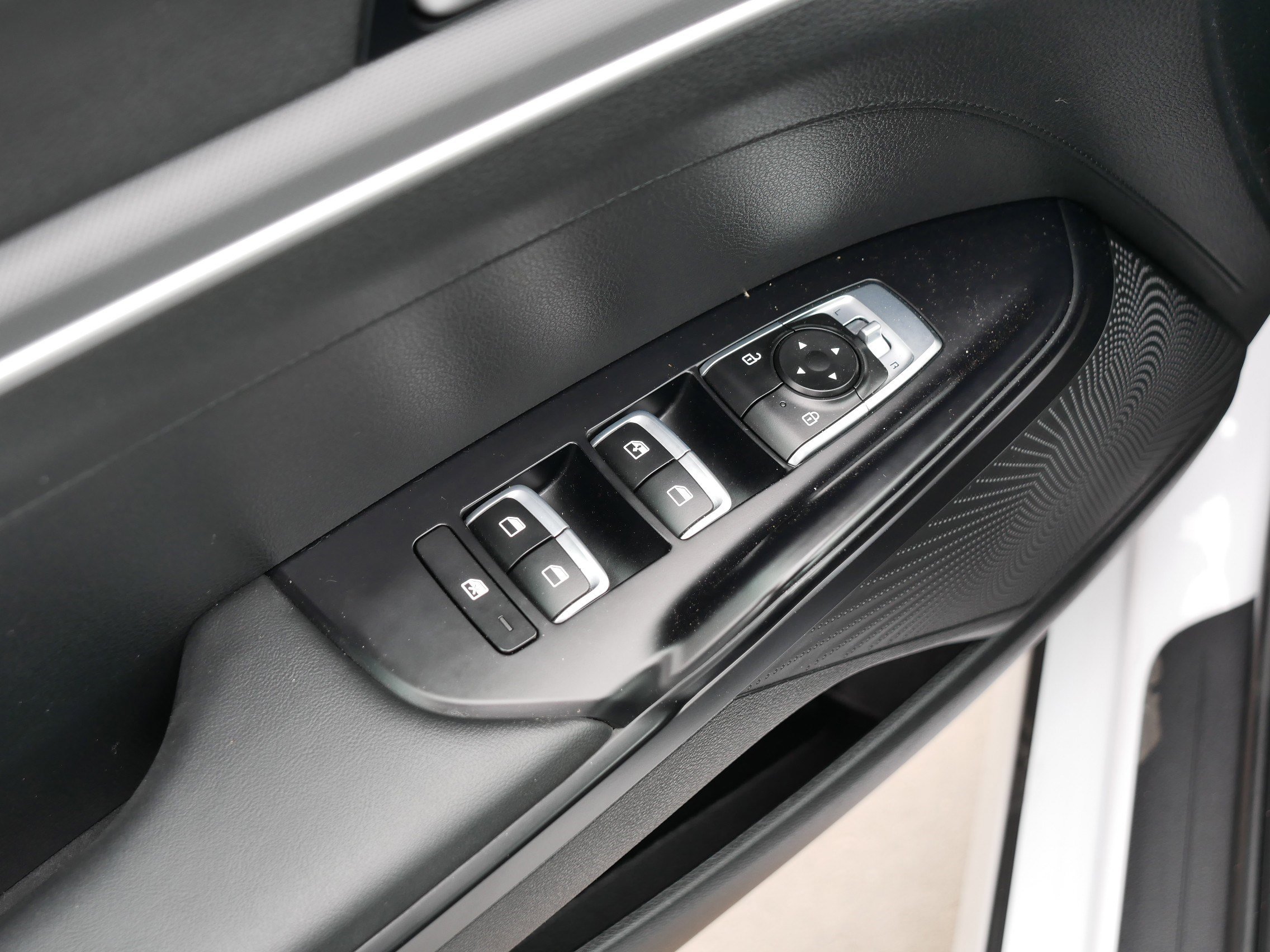 Used 2023 Kia K5 GT-Line AWD/4WD image 19