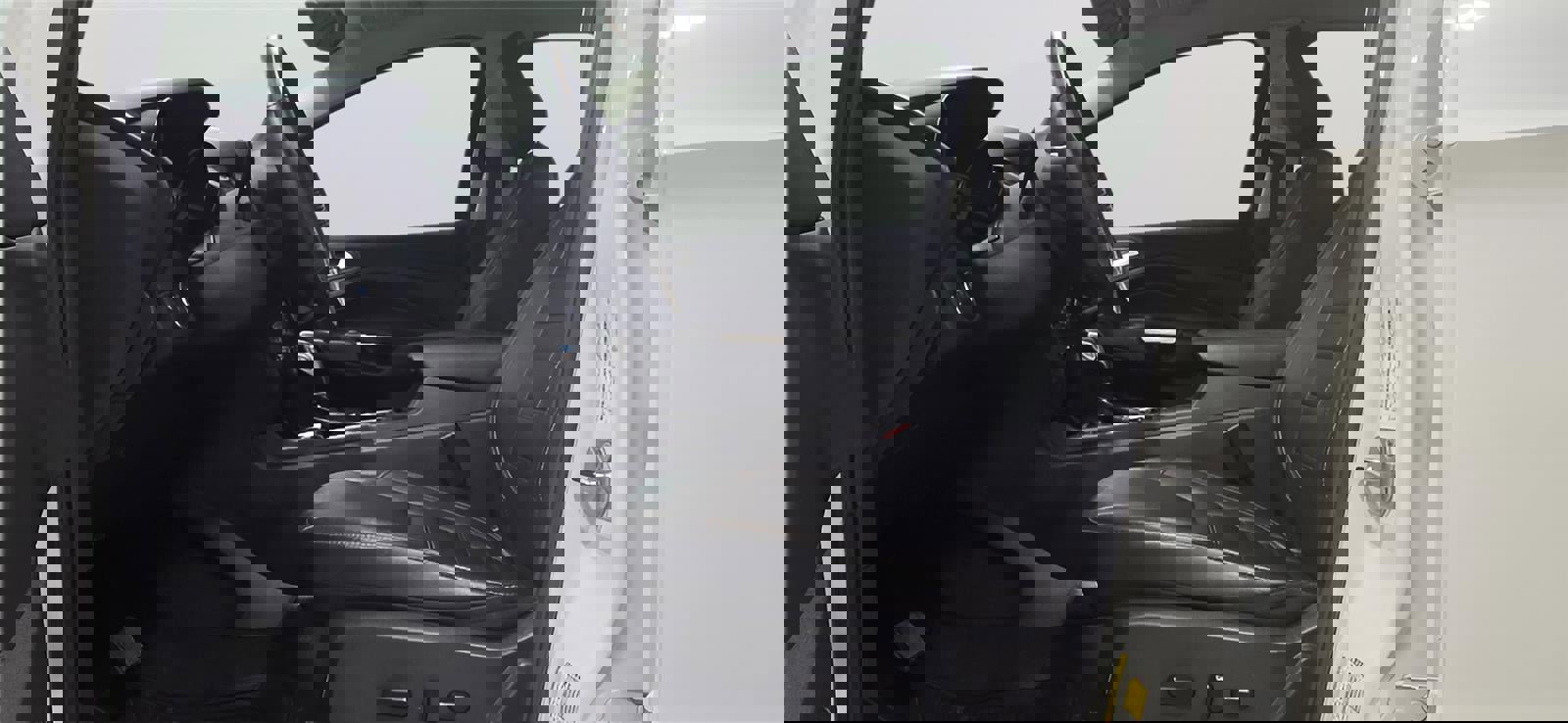 Used 2019 Ford Escape Titanium w/ U9j03 - Titanium Tow Package image 13