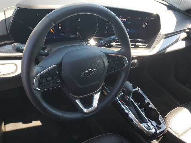 Certified 2025 Chevrolet Trax ACTIV w/ Driver Confidence Package FWD image 17