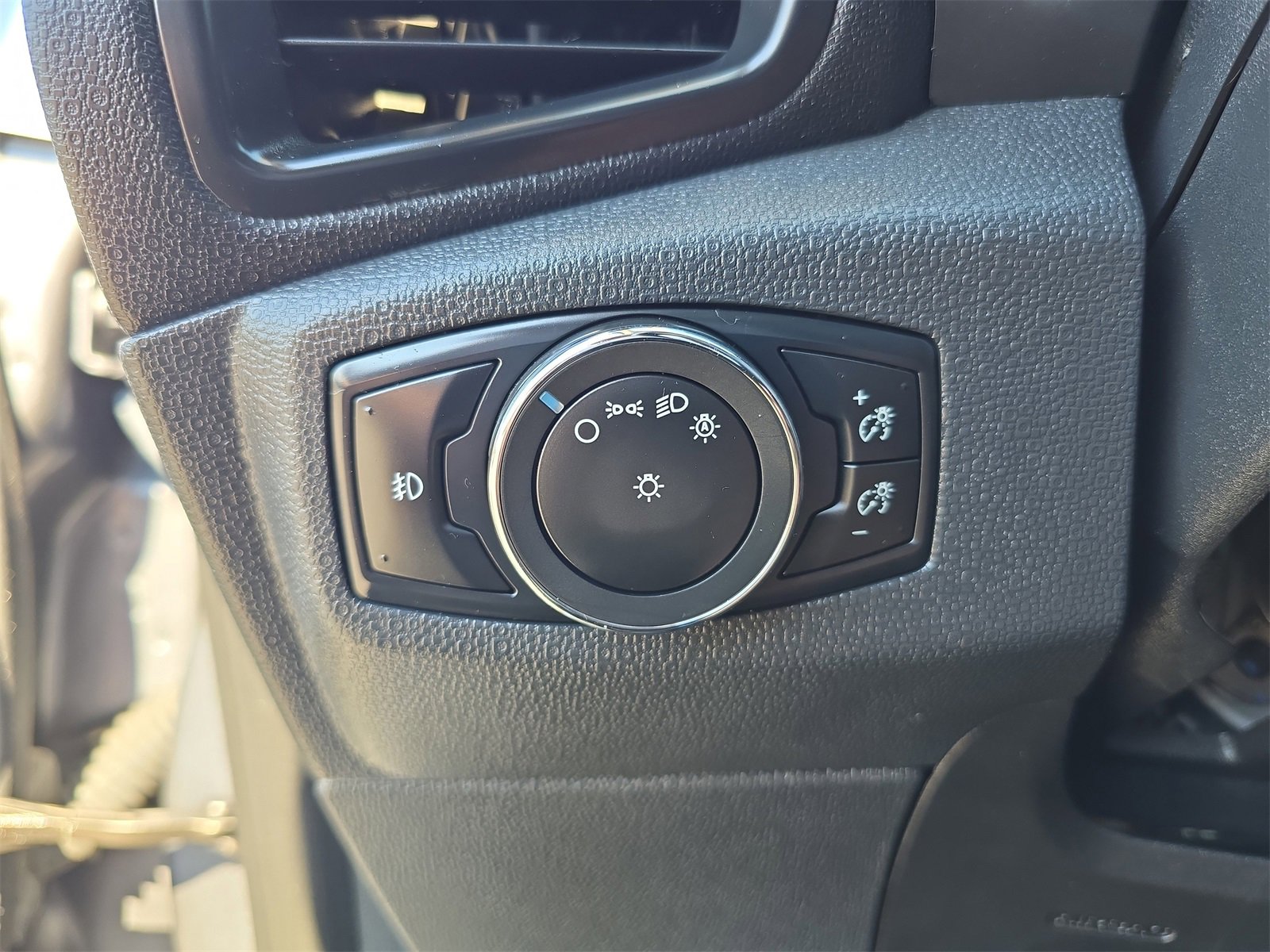 Certified 2021 Ford EcoSport SE w/ SE Convenience Package image 21