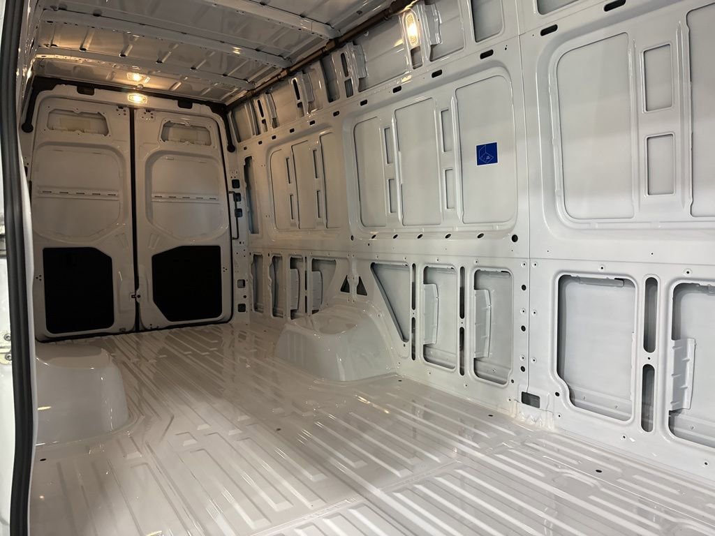 New 2025 Mercedes-Benz Sprinter 3500 image 16