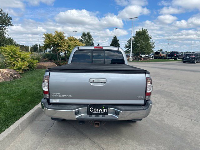 Used 2014 Toyota Tacoma 4x4 Double Cab w/ Limited Package image 5