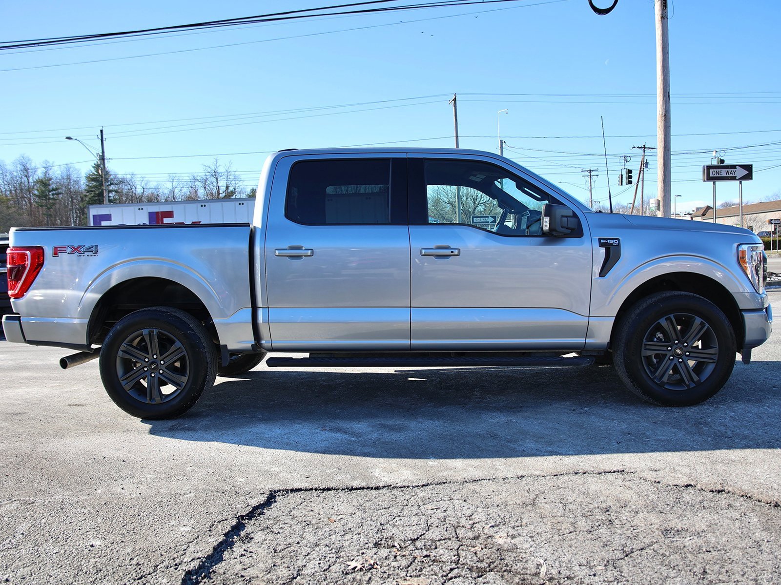 Used 2023 Ford F150 XLT w/ Equipment Group 302A High image 8