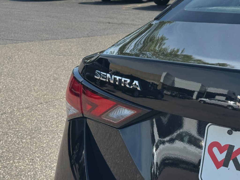Used 2023 Nissan Sentra SV FWD image 35