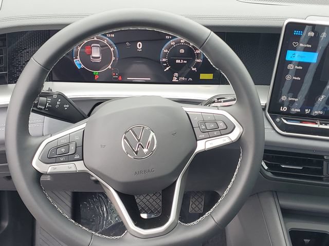 New 2026 Volkswagen Tiguan SE AWD/4WD image 14