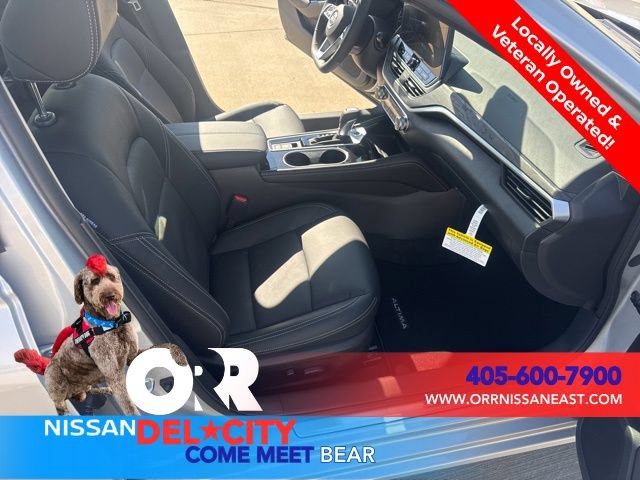 New 2025 Nissan Altima 2.5 SL FWD image 17