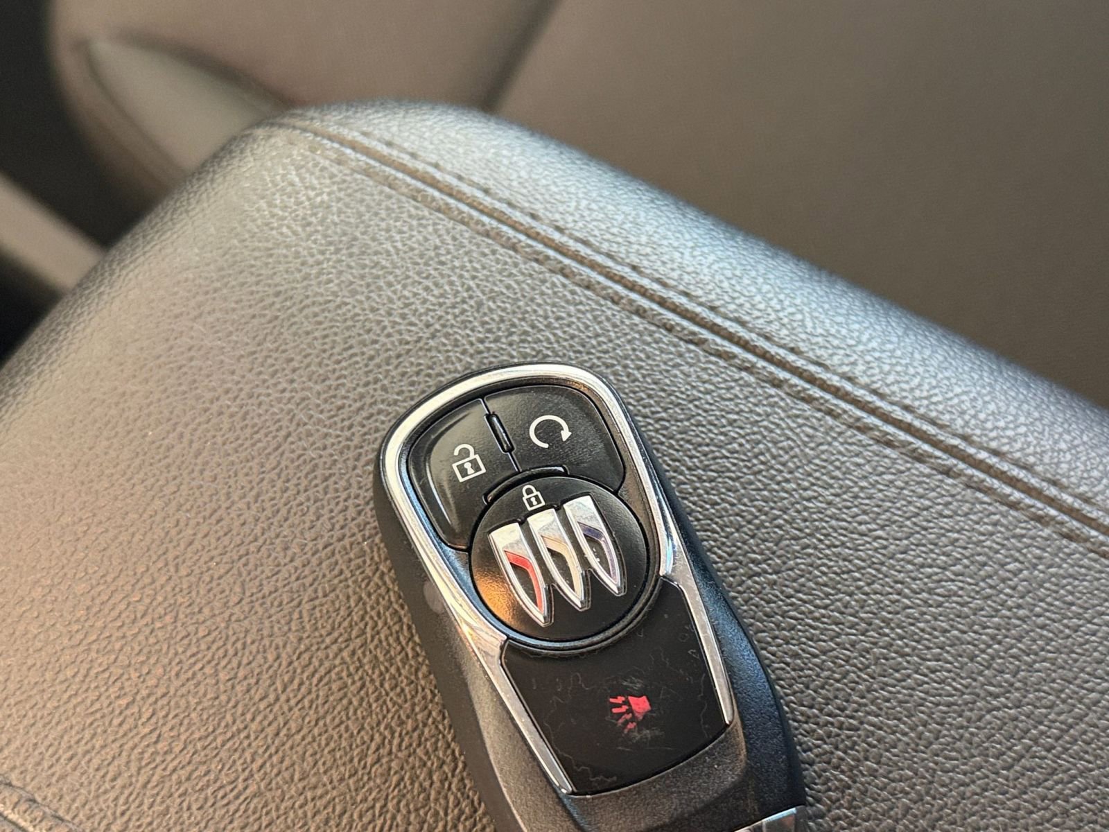 Used 2025 Buick Encore GX Preferred FWD image 23