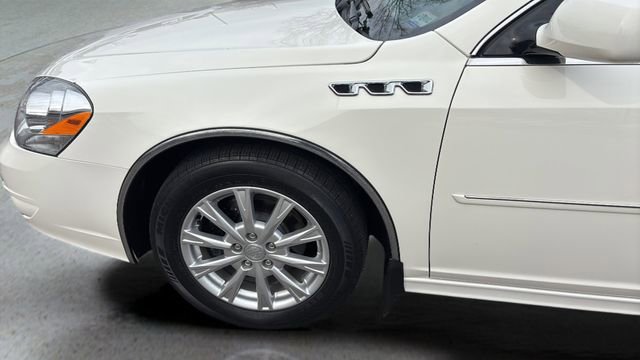 Used 2011 Buick Lucerne CXL FWD image 32