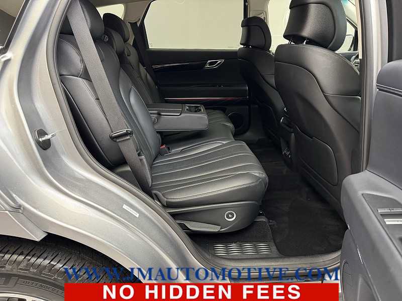 Used 2025 Genesis GV80 2.5T Standard AWD/4WD image 18