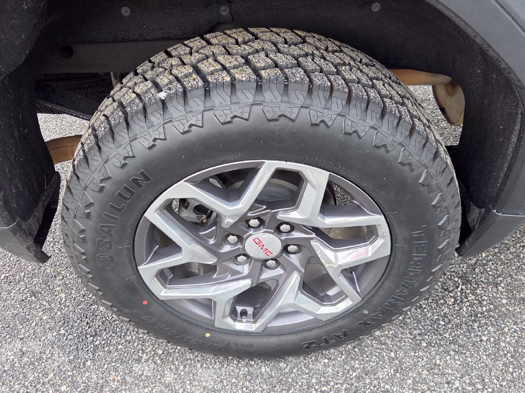 Certified 2026 GMC Sierra 1500 SLT AWD/4WD image 16