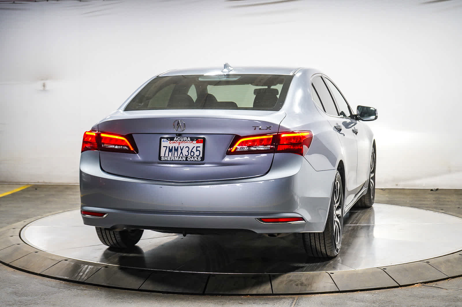 Used 2015 Acura TLX image 14