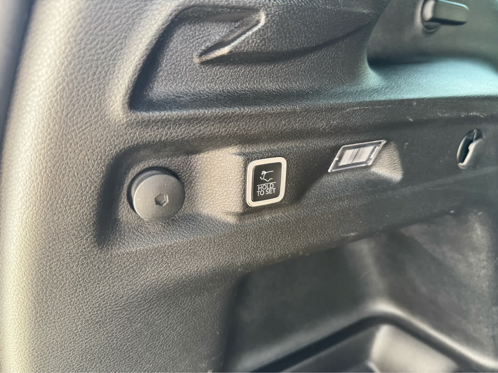 Used 2022 Jeep Grand Cherokee L Laredo AWD/4WD image 17