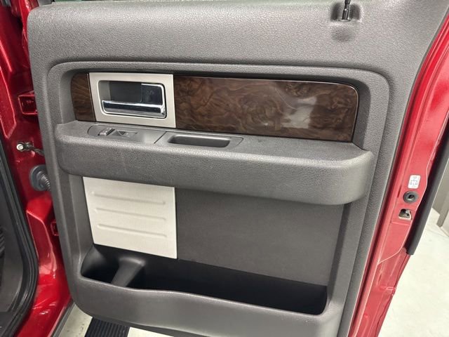 Used 2013 Ford F150 Platinum image 32