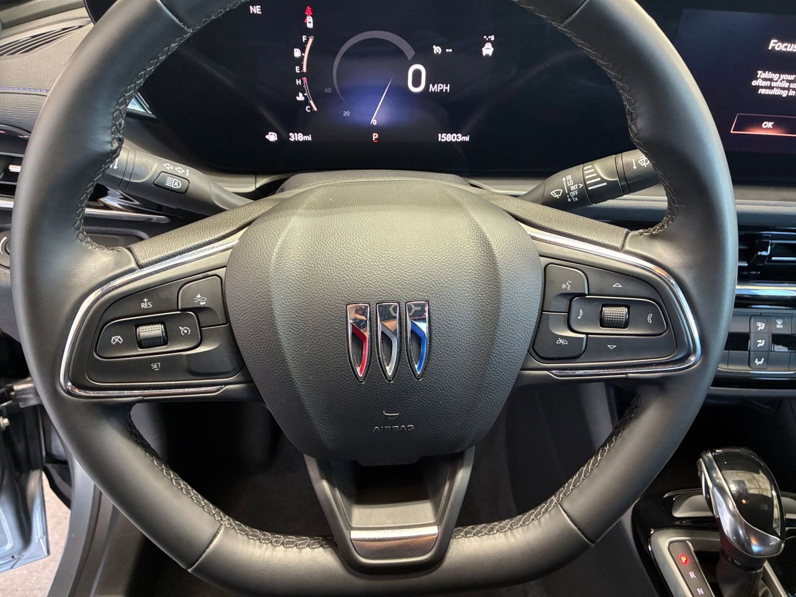 Used 2025 Buick Envista Sport Touring image 27