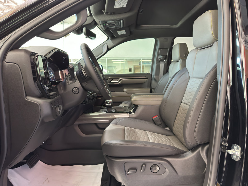New 2026 Chevrolet Silverado 1500 ZR2 w/ Dark Appearance Package image 5