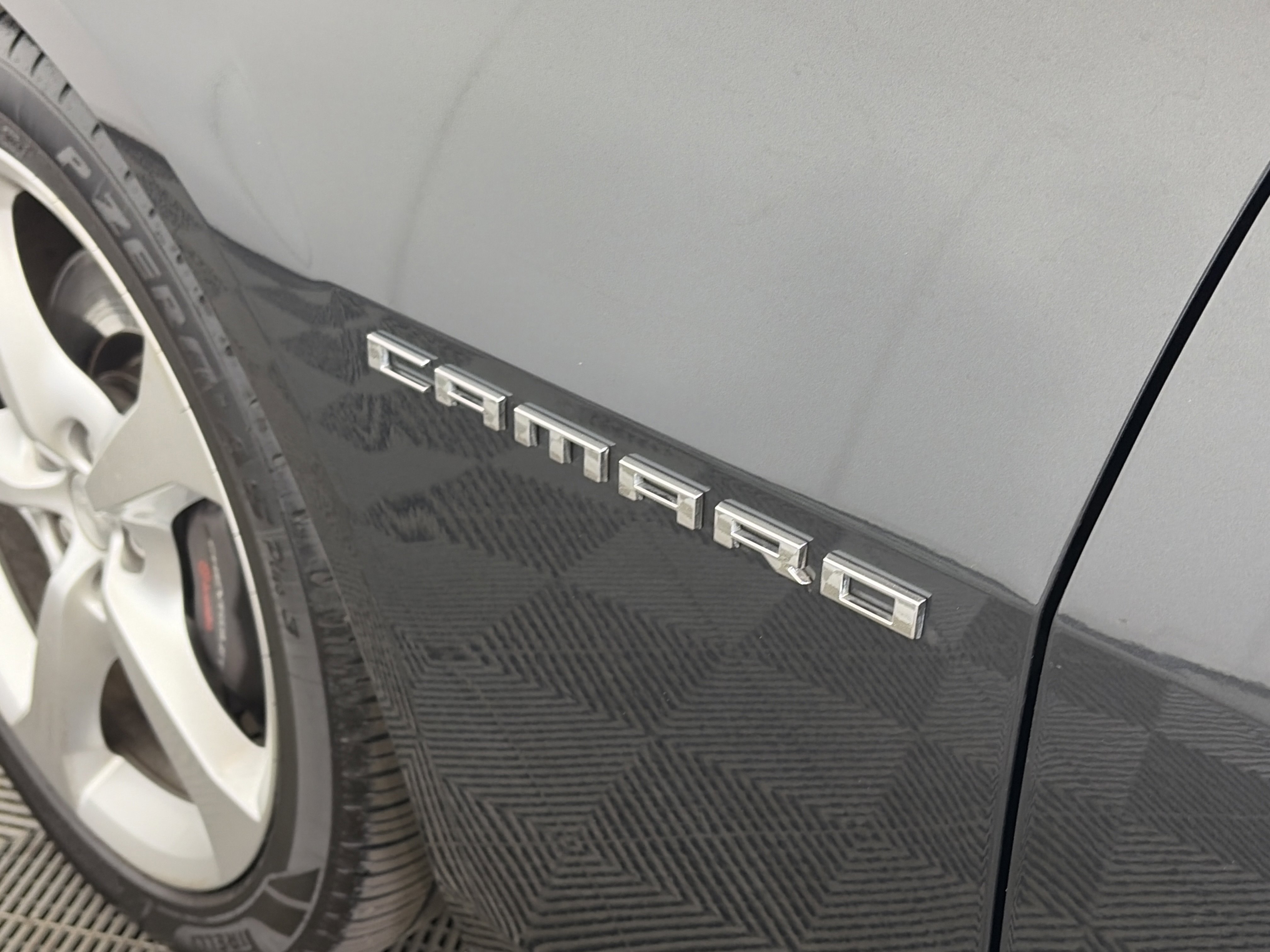 Used 2015 Chevrolet Camaro SS w/ RS Package image 17