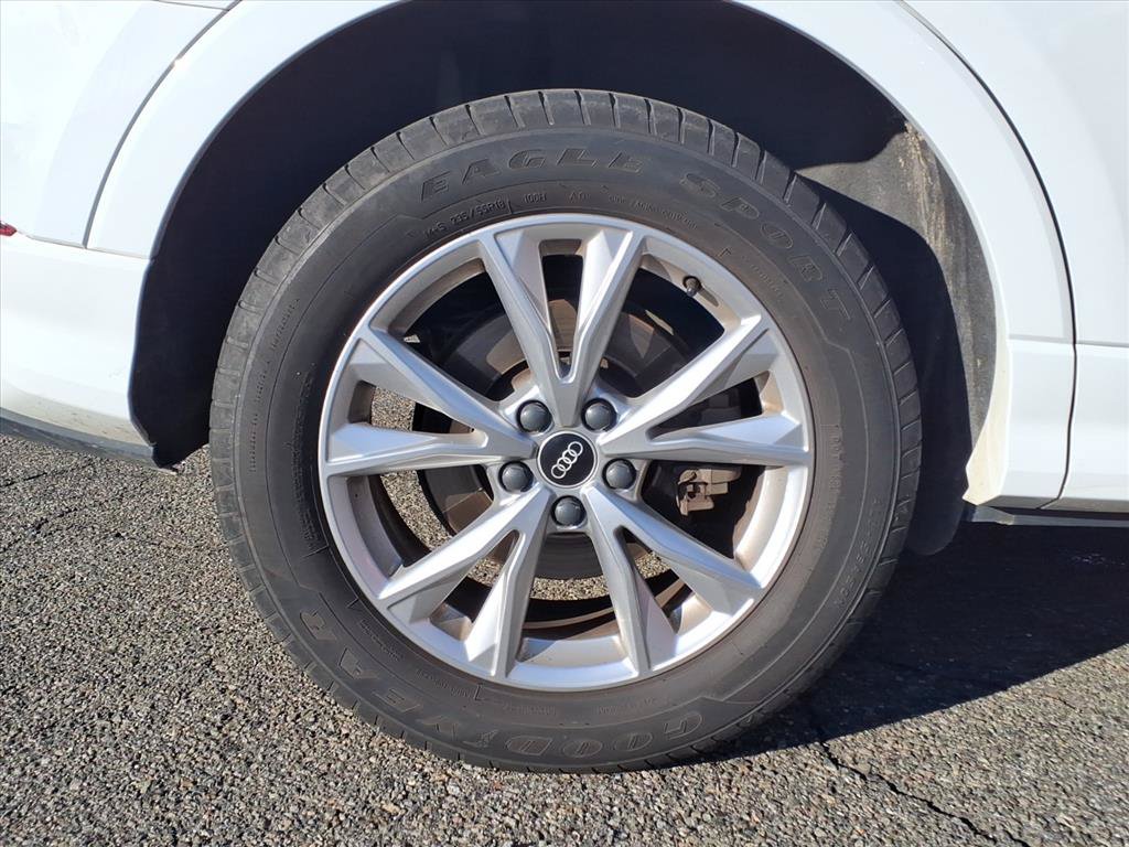 Used 2023 Audi Q3 2.0T Premium AWD/4WD image 8
