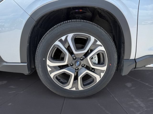 Certified 2025 Subaru Ascent Touring AWD/4WD image 14