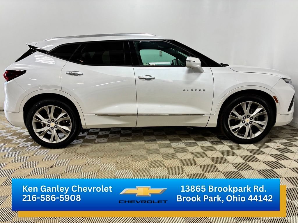 Certified 2021 Chevrolet Blazer Premier w/ Driver Confidence II Package AWD/4WD image 4