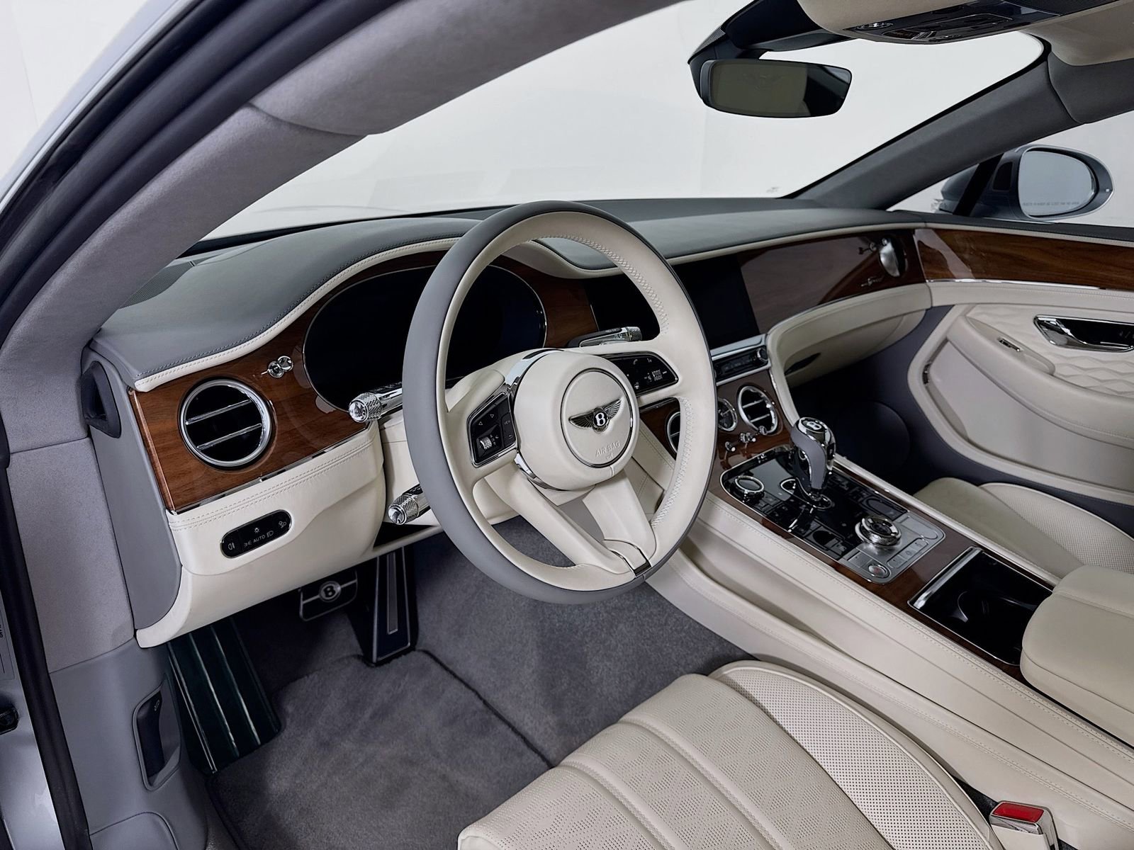 Used 2025 Bentley Continental GT Speed AWD/4WD image 11