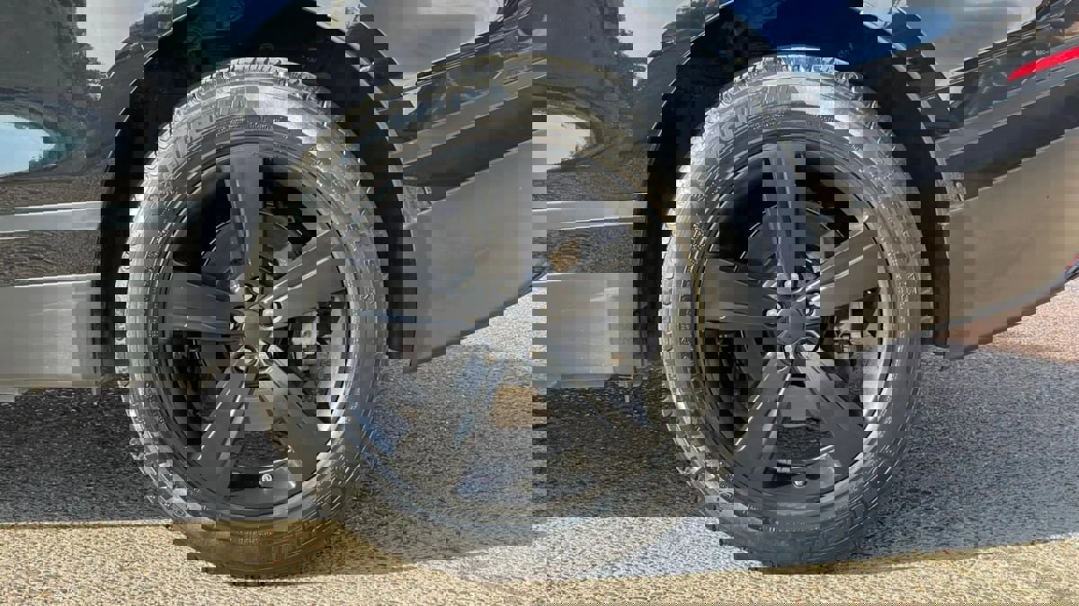 Used 2019 Land Rover Range Rover Velar S image 59