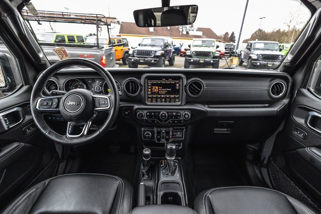 Used 2022 Jeep Wrangler Unlimited Sahara w/ Cold Weather Group image 24