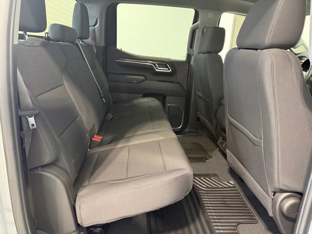 Used 2024 Chevrolet Silverado 1500 LT AWD/4WD image 22