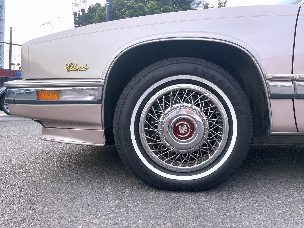 Used 1991 Cadillac Eldorado Coupe image 16