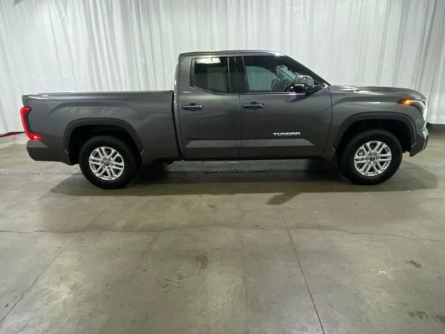 Used 2022 Toyota Tundra SR5 image 3