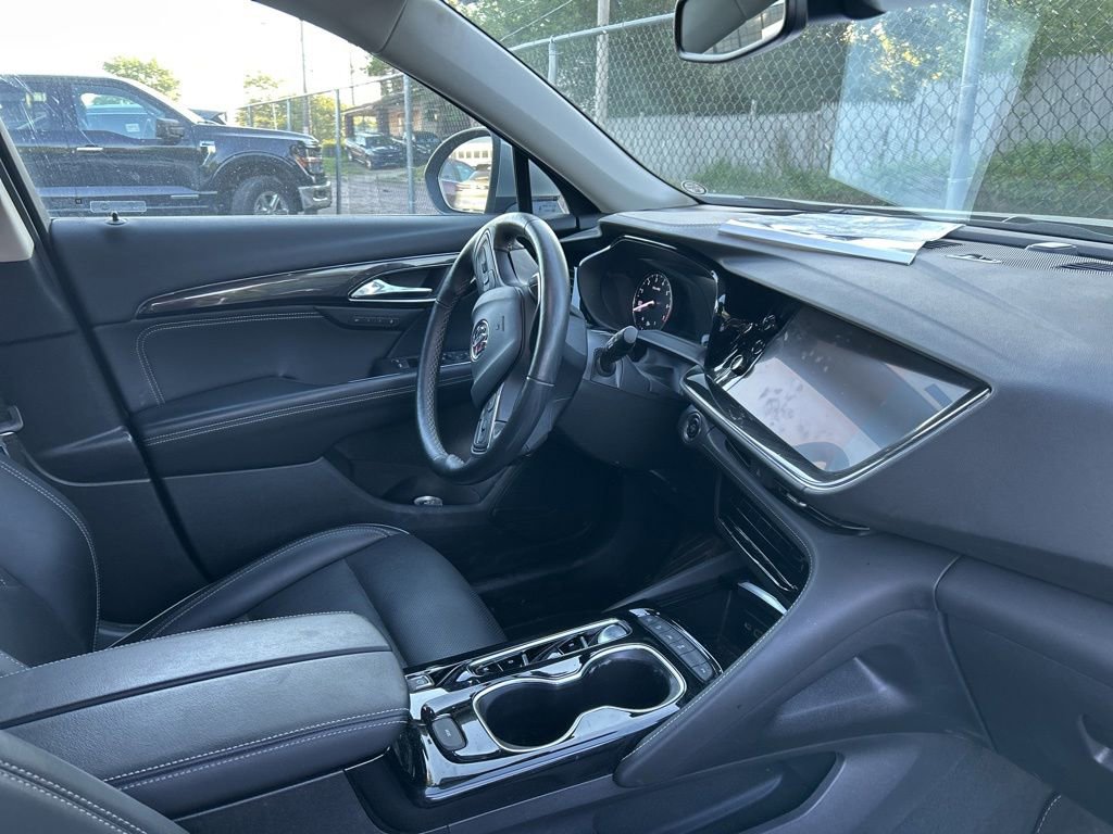 Used 2023 Buick Envision Essence AWD/4WD image 10