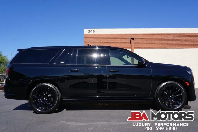 Used 2021 Cadillac Escalade ESV Sport w/ Driver Assist Tech Package image 11