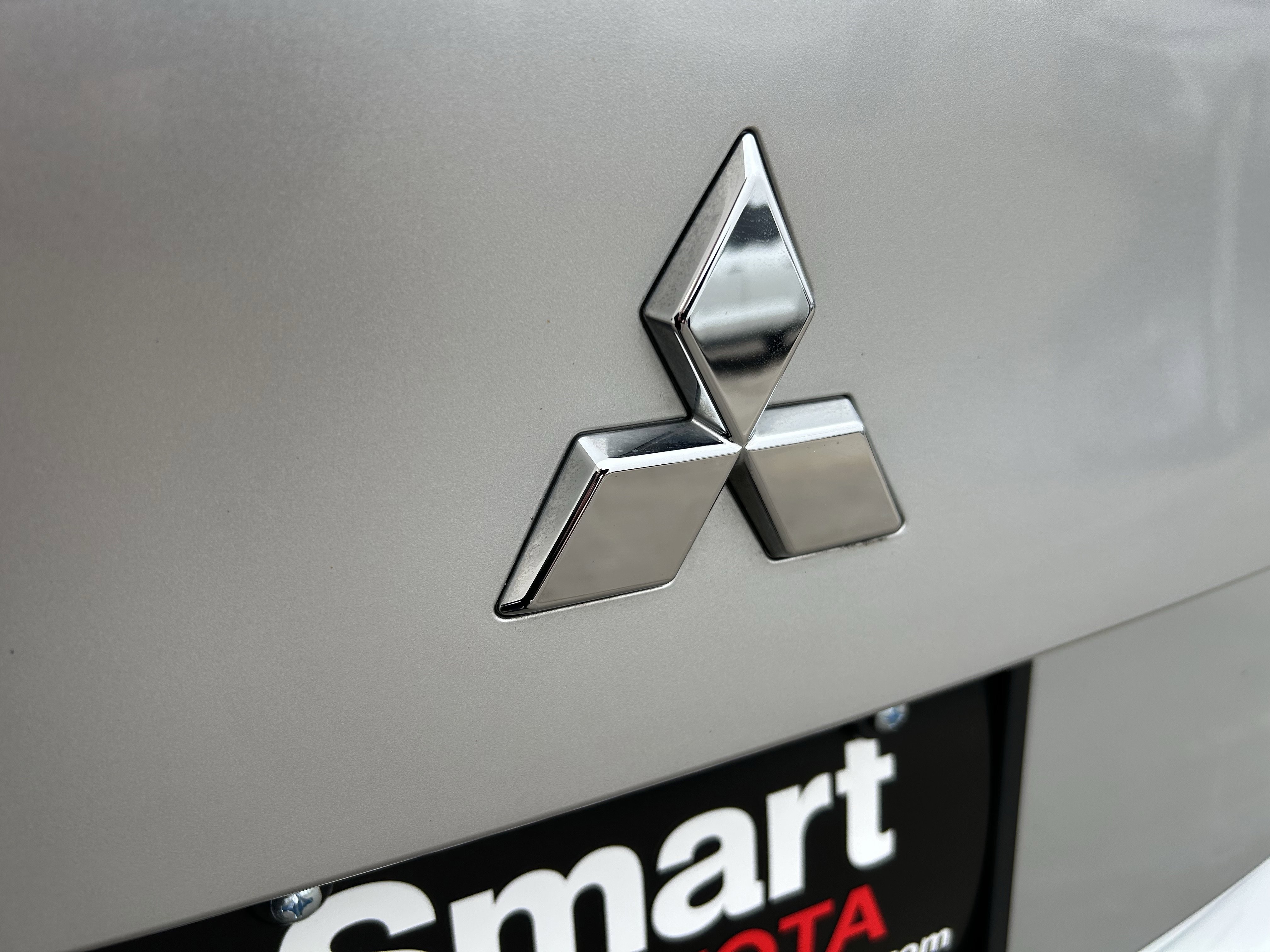 Used 2024 Mitsubishi Outlander SE image 7