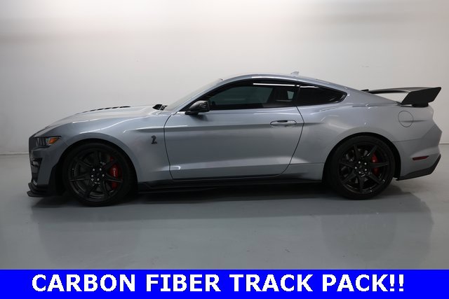 Used 2022 Ford Mustang Shelby GT500 w/ Carbon Fiber Track Pack image 4