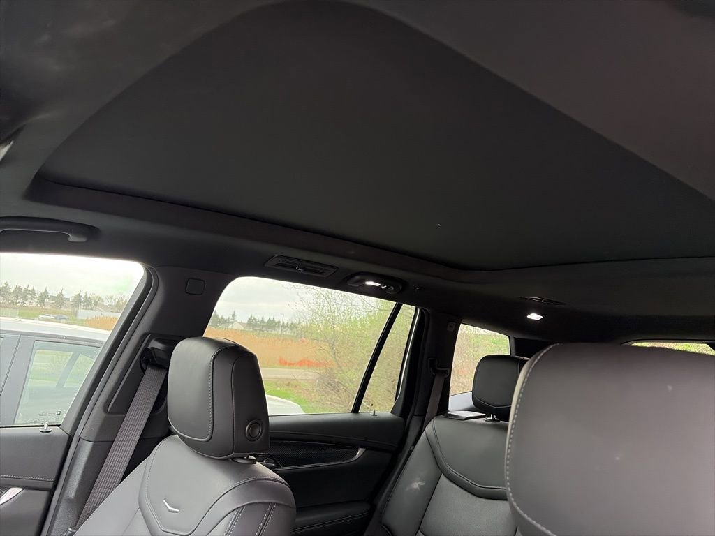 Used 2023 Cadillac XT6 Sport image 5