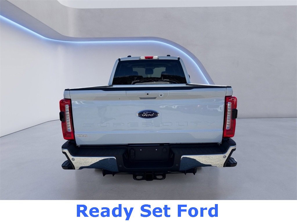 New 2026 Ford F250 Lariat image 4
