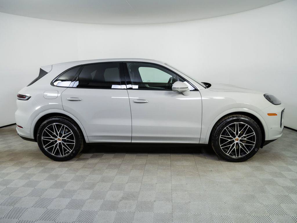 New 2026 Porsche Cayenne AWD/4WD image 29