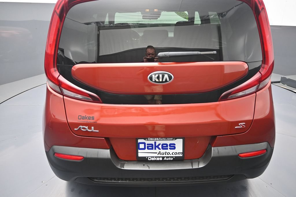 Certified 2021 Kia Soul S FWD image 29