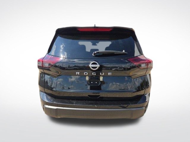 Used 2025 Nissan Rogue SV FWD image 8