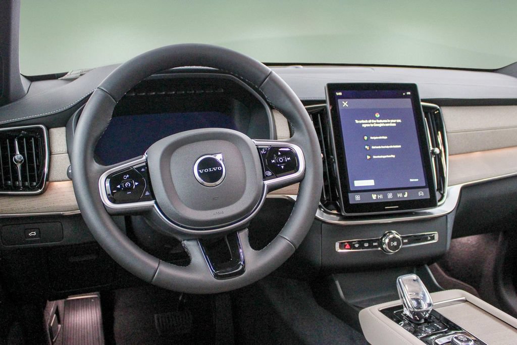 New 2026 Volvo XC90 B5 Core w/ Protection Package Premier AWD/4WD image 2