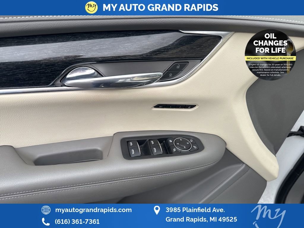 Used 2022 Cadillac XT6 Premium Luxury w/ Technology Package image 13